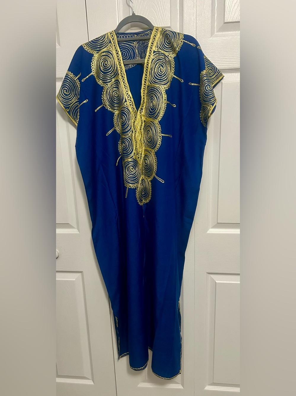Source Unknown Blue and Gold Maxi Dress Caftan Bohemian Flowy